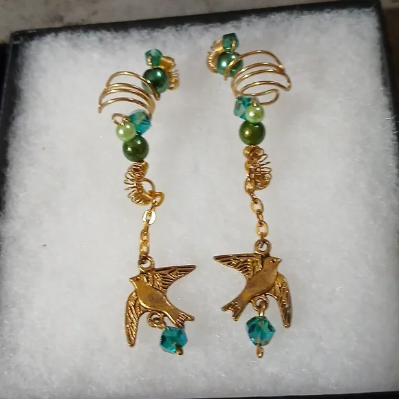 2 Sets Hand-Crafted Vintage Ear Cuffs With Green Accents - Picture 3 of 5